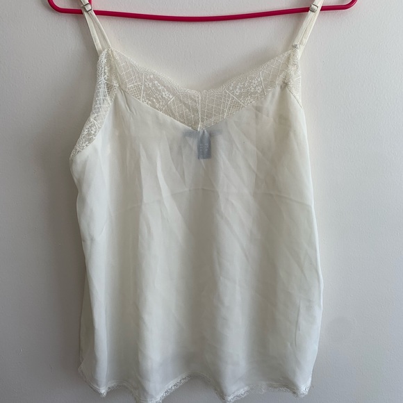 lacey white tank - Picture 1 of 2